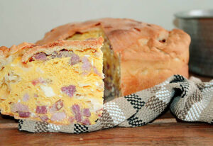 Come fare la Pizza Chiena Napoletana: ricetta tradizionale