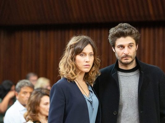 Come e dove rivedere le Repliche e Streaming delle puntate intere della fiction La Porta Rossa