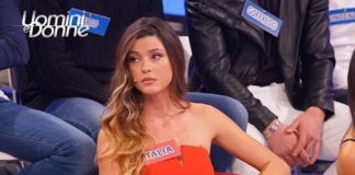 Natalia Paragoni dopo la scelta di Ivan Gonzalez, torna a corteggiare Andrea Zelletta