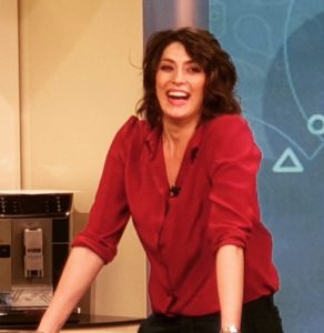 Elisa Isoardi smentisce di essere incinta: 