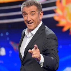 Ezio Greggio condurrà trasmissione La sai l'Ultima?: data inizio e numero puntate