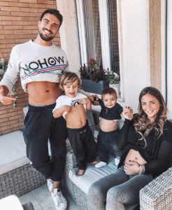 Mariano Di Vaio e la moglie Eleonora Brunacci aspettano il terzo figlio: annuncio social