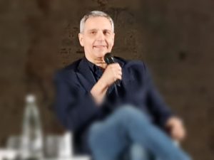 Maurizio De Giovanni biografia: età, altezza, peso, figli, moglie e vita privata