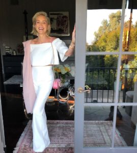 Sharon Stone dimenticata da tutti dopo aneurisma: 