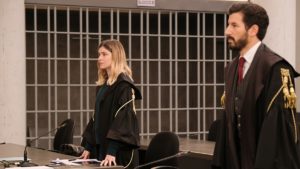 Come e dove rivedere le repliche streaming delle puntate intere della fiction Il Processo
