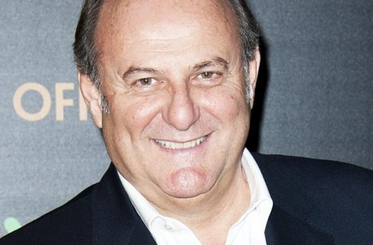 Perché Gerry Scotti si chiama così? Il vero nome del conduttore e la storia dietro lo pseudonimo
