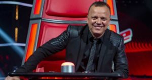 Gigi D'Alessio biografia: età, altezza, peso, figli, moglie, Instagram e vita privata