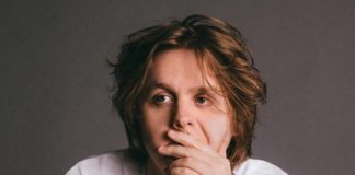 Lewis Capaldi biografia: chi è, età, altezza, peso, figli, moglie e vita privata