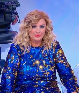 Tina Cipollari dieta, obiettivo non raggiunto: non è riuscita a perdere 25 chili entro Natale