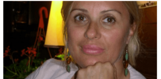 Tina Cipollari senza trucco: l'opinionista di Uomini e Donne acqua e sapone