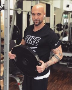 Erik Pregnolato di Uomini e Donne, biografia: chi è, età, altezza, peso, figli, moglie e vita privata