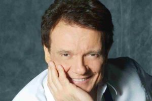 Massimo Ranieri ospite a Sanremo 2020: 