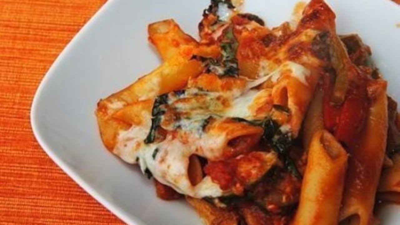 Come Fare La Pasta Al Forno Napoletana Con Le Melanzane Cosa Occorre E Preparazione Spettegolando