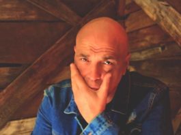 Gianni Simioli biografia: chi è, età, altezza, peso, figli, moglie, Instagram e vita privata