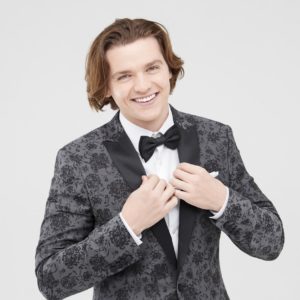 Joel Courtney biografia: chi è, età, altezza, peso, fidanzata, Instagram e vita privata