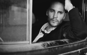 Taylor Kitsch biografia: chi è, età, altezza, peso, figli, moglie, Instagram e vita privata