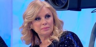 Tina Cipollari critica aspramente Gemma Galgani per il suo comportamento: "una mummia ridicola"