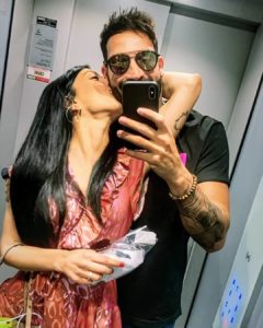 Giovanna Abate e Sammy pubblicano primo selfie di coppia dopo la scelta a Uomini e Donne