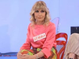 Giovanna Abate fa sapere di non fidarsi di Nicola Vivarelli: "storia che per me è strana"