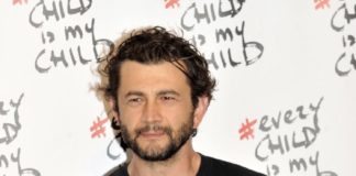 Vinicio Marchioni biografia: chi è, età, altezza, peso, figli, moglie, Instagram e vita privata
