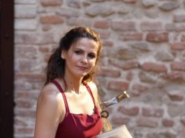 Astra Lanz biografia: chi è, età, altezza, peso, figli, marito, Instagram e vita privata
