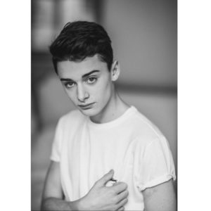 Noah Schnapp biografia: chi è, età, altezza, peso, fidanzata, Instagram e vita privata