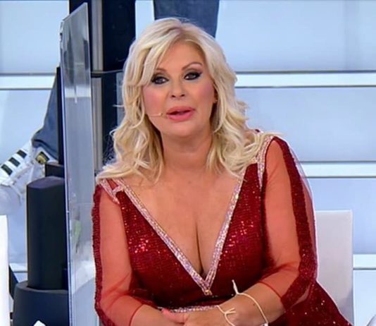 Tina Cipollari non parteciperà alla prossima puntata di Uomini e Donne: è in isolamento fiduciario