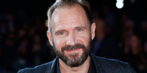 Ralph Fiennes biografia: chi è, età, altezza, peso, figli, moglie, Instagram e vita privata