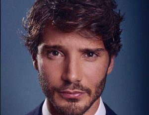 Stefano De Martino smentisce qualsiasi legame sentimentale: 