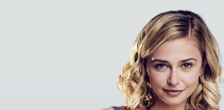 Sophie Simnett biografia: chi è, età, altezza, peso, fidanzato, Instagram e vita privata