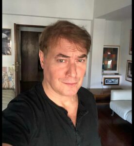 Corrado Guzzanti biografia: chi è, età, altezza, peso, figli, moglie, libri, Instagram e vita privata