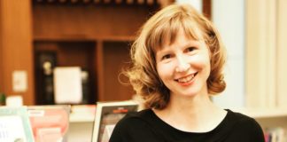 Janet Skeslien Charles biografia: chi è, età, altezza, peso, figli, marito, libri, Instagram e vita privata