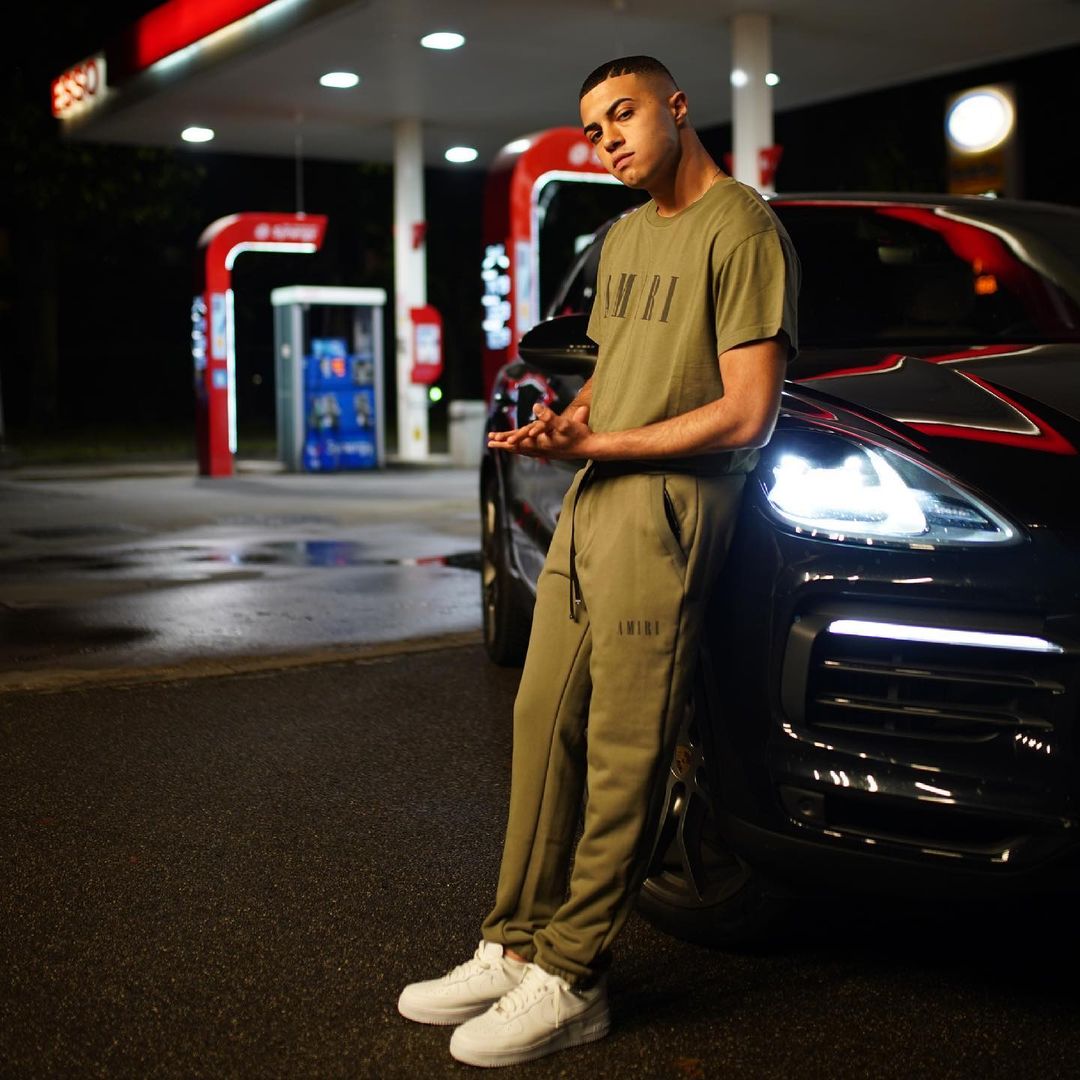 sacky biografia chi et altezza peso fidanzata instagram sacky biografia chi et altezza peso fidanzata instagram