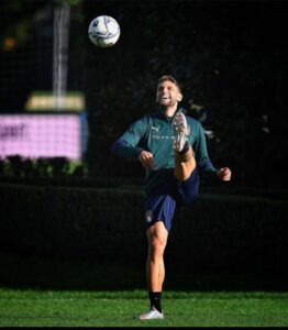 Domenico Berardi biografia: chi è, età, altezza, peso, tatuaggi, figli, moglie, Instagram e vita privata