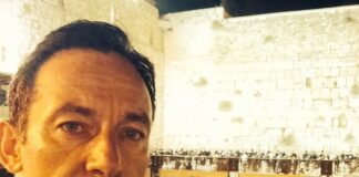 Jason Isaacs biografia: chi è, età, altezza, peso, figli, moglie, Instagram e vita privata
