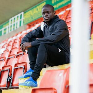 N'Golo Kanté biografia: chi è, età, altezza, peso, tatuaggi, figli, moglie, Instagram e vita privata