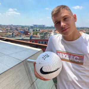 Nicolò Barella biografia: chi è, età, altezza, peso, tatuaggi, figli, moglie, Instagram e vita privata