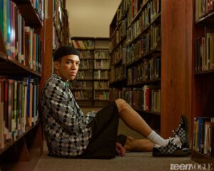 Justice Smith biografia: chi è, età, altezza, peso, fidanzata, Instagram e vita privata