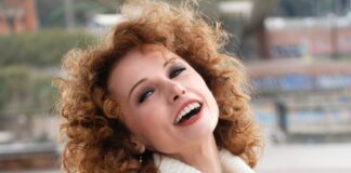 Beatrice Luzzi biografia: chi è, età, altezza, peso, figli, marito, Instagram e vita privata