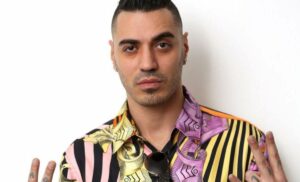 Marracash biografia: chi è, età, altezza, peso, tatuaggi, fidanzata ...