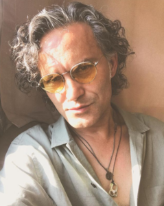 Bülent Çolak biografia: chi è, età, altezza, peso, tatuaggi, figli, moglie, Instagram e vita privata