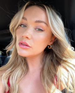 Katrina Bowden biografia: chi è, età, altezza, peso, figli, marito, Instagram e vita privata