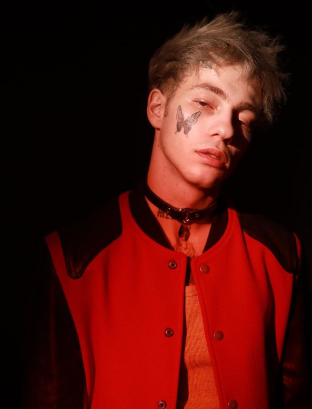 Chiello (Rocco Modello) biografia: chi è, età, altezza, peso, tatuaggi ...