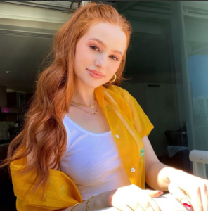 Madelaine Petsch biografia: chi è, età, altezza, peso, tatuaggi, figli, marito, Instagram e vita privata