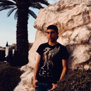 Alessandro Iannoni (figlio Carmen Di Pietro) biografia: chi è, età, altezza, peso, tatuaggi, fidanzata, Instagram e vita privata