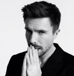 Joe Dempsie biografia: chi è, età, altezza, peso, figli, moglie, Instagram e vita privata