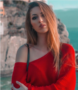 Eva Menta biografia: chi è, età, altezza, peso, tatuaggi, fidanzato, Instagram, TikTok e vita privata