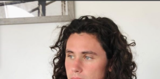 Finn Roberts biografia: chi è, età, altezza, peso, fidanzata, Instagram e vita privata