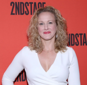 Katie Finneran biografia: chi è, età, altezza, peso, figli, marito, carriera, Instagram e vita privata