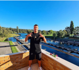 Dany Mota biografia chi è, età, altezza, peso, tatuaggi, figli, moglie, carriera, Instagram e vita privata Dany Mota biografia: chi è, età, altezza, peso, tatuaggi, figli, moglie, carriera, Instagram e vita privata